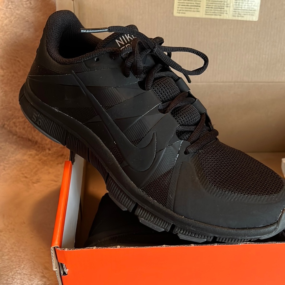 Men’s Nike Free Trainer 5.0 8.5